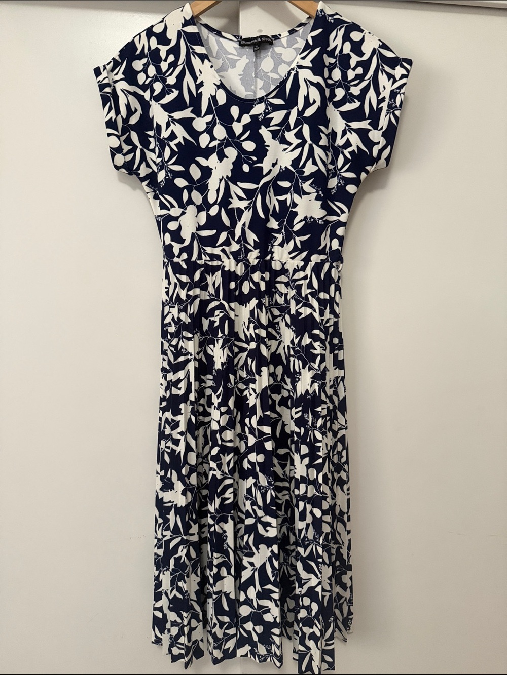Navy & Cream Floral Gathered-Waist Midi Dress
